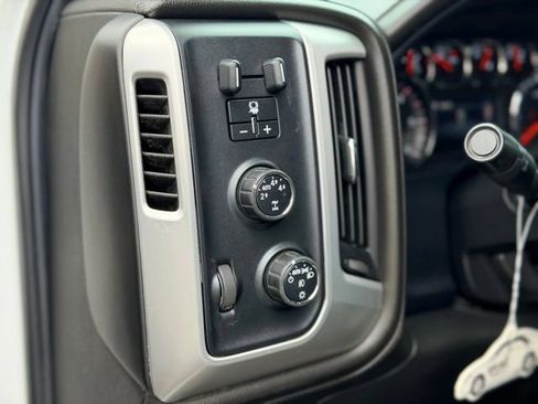 Used 2014 GMC Sierra 1500 SLE w/ SLE Value Package AWD/4WD image 8