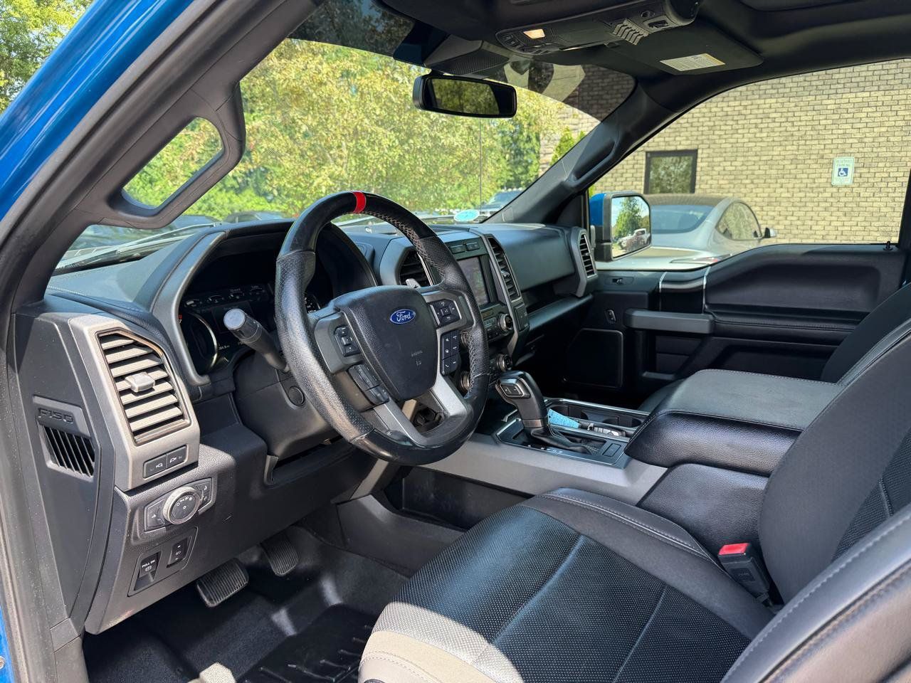 Used 2019 Ford F150 Raptor w/ Equipment Group 802A Luxury AWD/4WD image 12