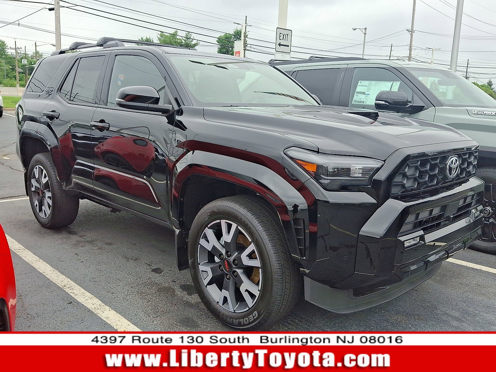 New 2025 Toyota 4Runner TRD Sport AWD/4WD image 1