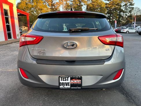 Used 2015 Hyundai Elantra GT w/ Option Group 03 image 6