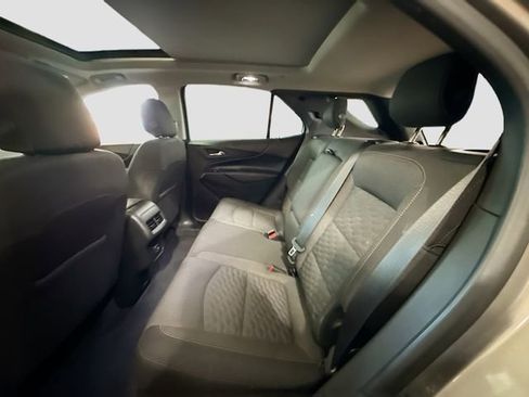 Used 2019 Chevrolet Equinox LT w/ Sun & Navigation Package image 26