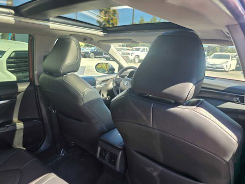 Used 2023 Toyota Camry XSE w/ Navigation Package image 15