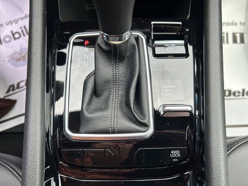 New 2025 Jeep Compass Latitude w/ Sun & Sound Group image 29