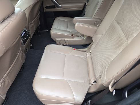 Used 2022 Lexus GX 460 Luxury image 23