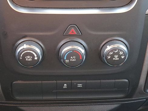 Used 2017 RAM 1500 Express w/ Black Ram 1500 Express Group image 13