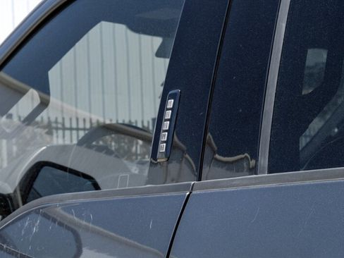 Used 2015 Ford F150 Lariat w/ Equipment Group 502A Luxury image 36