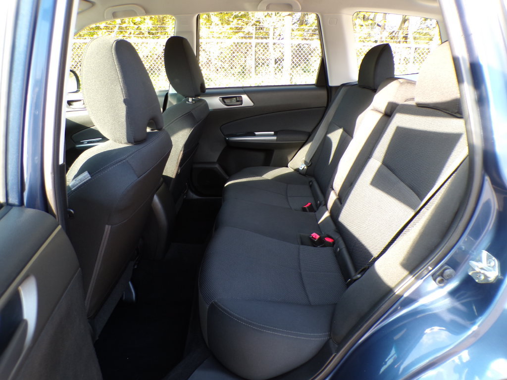 Used 2012 Subaru Forester 2.5X w/ Alloy Wheel Pkg AWD/4WD image 17