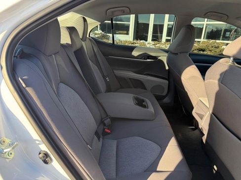 Used 2023 Toyota Camry LE w/ Convenience Package image 12