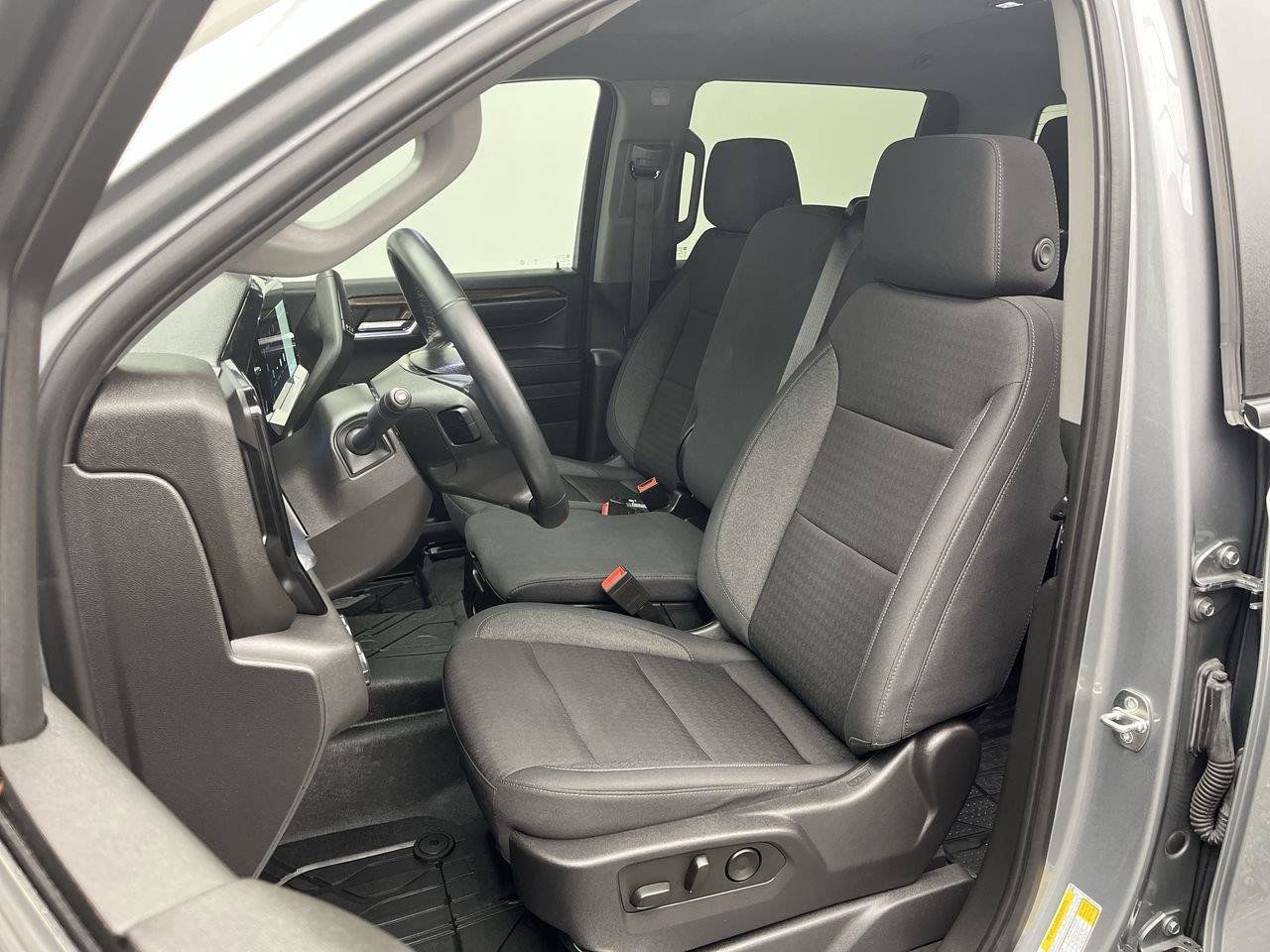Certified 2023 Chevrolet Silverado 1500 LT AWD/4WD image 10