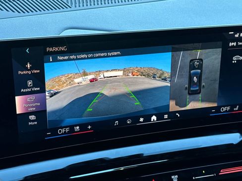 Used 2025 BMW 530i w/ M Sport Package image 20