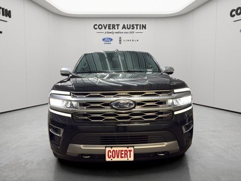 Used 2023 Ford Expedition Platinum image 8