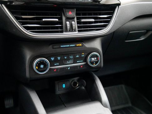 Used 2020 Ford Escape SEL image 29