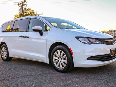 Used 2019 Chrysler Pacifica L