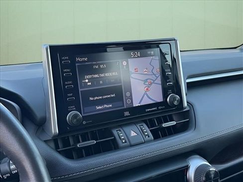 Used 2020 Toyota RAV4 Limited AWD/4WD image 26