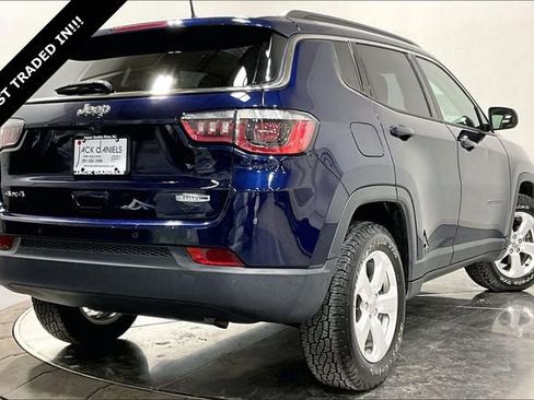 Used 2019 Jeep Compass Latitude w/ Popular Equipment Group image 2