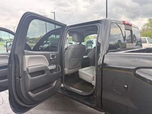 Used 2015 Chevrolet Silverado 2500 LTZ AWD/4WD image 10