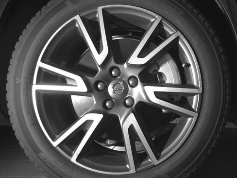 Used 2017 Volvo V90 T6 Cross Country AWD/4WD image 25
