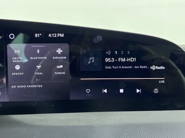 Used 2024 Lucid Air Touring AWD/4WD image 13