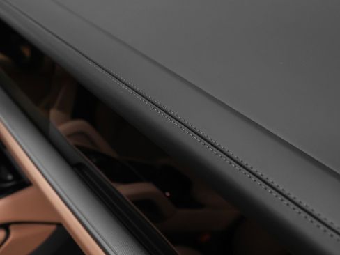 New 2026 Porsche Cayenne image 22