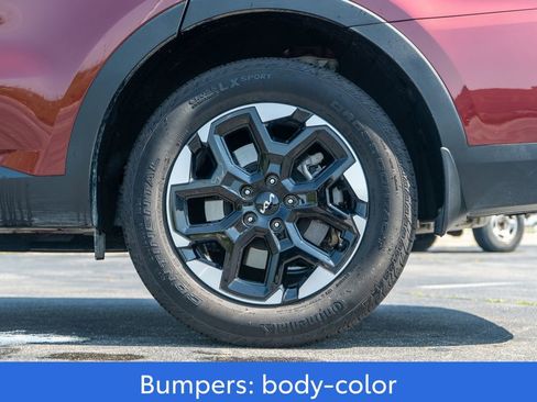 Used 2025 Kia Sorento S w/ Panoramic Sunroof Package image 9