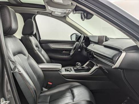 Used 2024 MAZDA CX-90 Plug-In Hybrid w/ Premium Pkg image 18