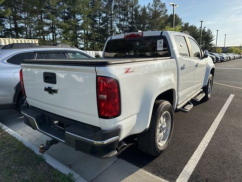 Used 2017 Chevrolet Colorado Z71 image 3