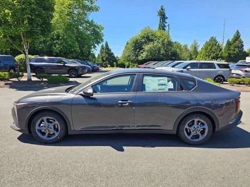New 2026 Kia K4 FWD image 8