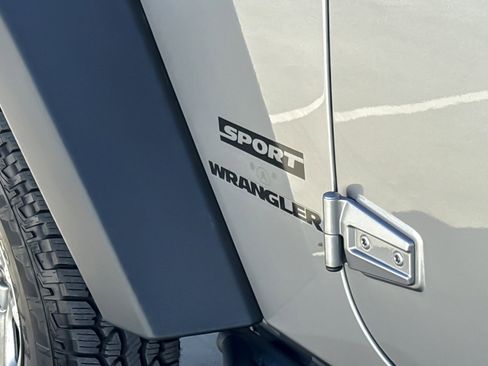 Used 2016 Jeep Wrangler Sport image 23