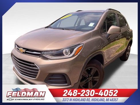 Used 2022 Chevrolet Trax LT w/ Driver Confidence Package AWD/4WD image 1