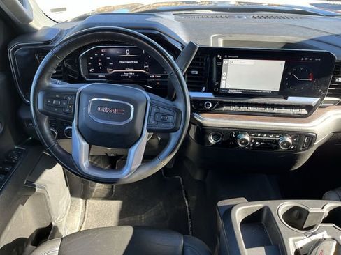 Used 2024 GMC Sierra 1500 SLT image 13