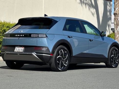 Used 2024 Hyundai Ioniq 5 SEL image 4