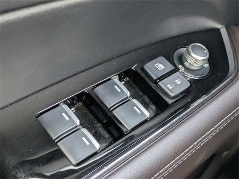 Certified 2025 MAZDA CX-5 Signature image 19