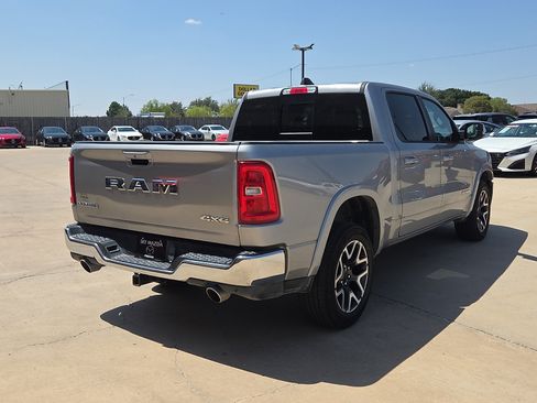 Used 2025 RAM 1500 Laramie AWD/4WD image 7