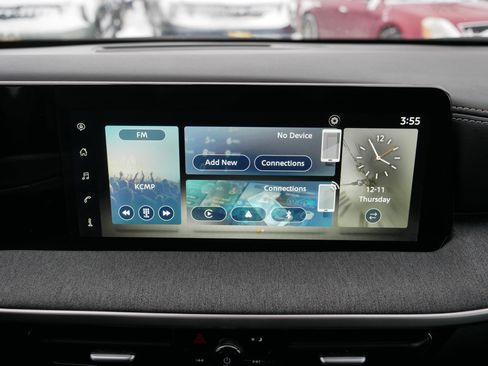 Certified 2025 Nissan Kicks SV w/ Illumination Package image 22