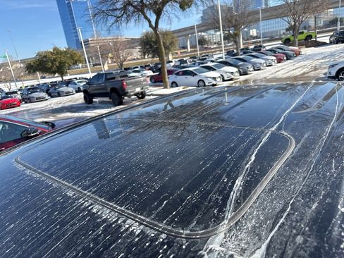 Used 2025 GMC Sierra 1500 AT4 w/ AT4 Premium Package image 5