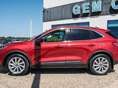 Used 2022 Ford Escape Titanium w/ Titanium Elite Package image 2