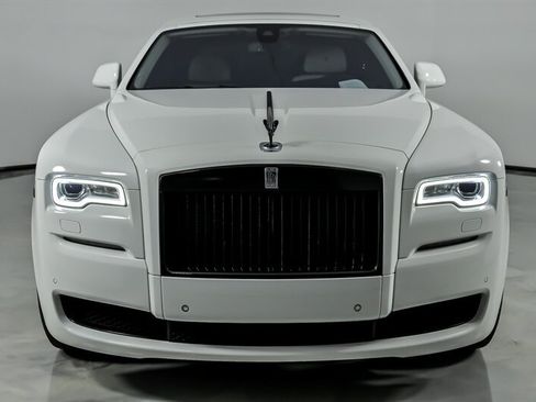 Used 2016 Rolls-Royce Ghost RWD image 5