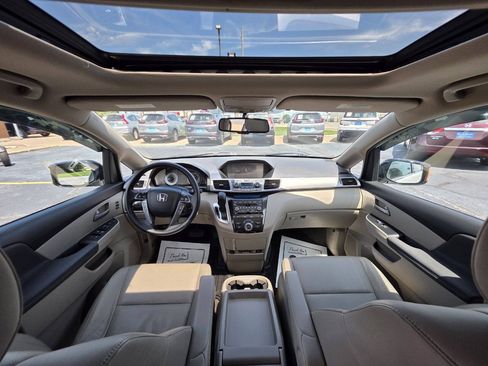 Used 2013 Honda Odyssey Touring image 10