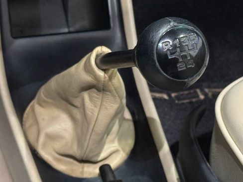 Used 1987 Porsche 911 Carrera image 43