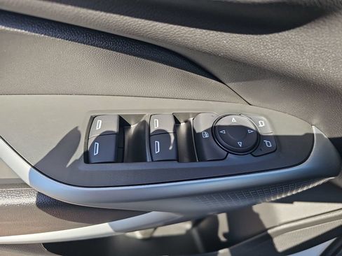 New 2026 Chevrolet Trax LS w/ LS Convenience Package FWD image 27