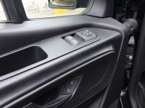 Used 2020 Mercedes-Benz Sprinter 2500 image 10