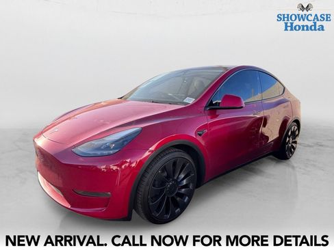 Used 2023 Tesla Model Y Performance AWD/4WD image 2