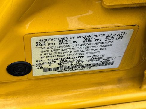 Used 2006 Nissan Sentra SE-R w/ (J01) Sunroof Pkg FWD image 31