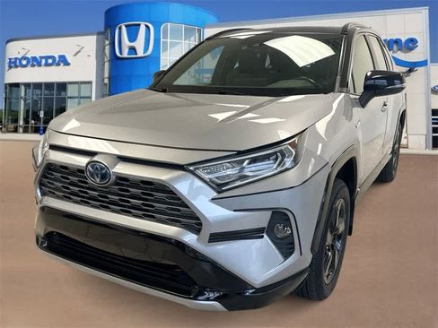 Used 2019 Toyota RAV4 XSE image 4