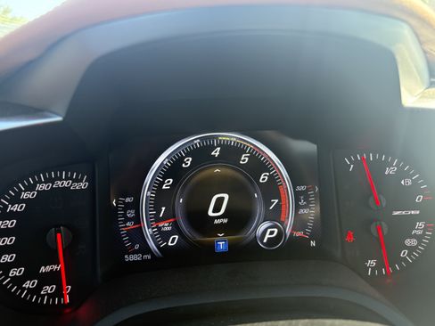 Used 2019 Chevrolet Corvette Z06 RWD image 11