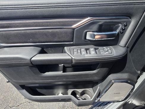 New 2026 RAM 2500 Laramie AWD/4WD image 21