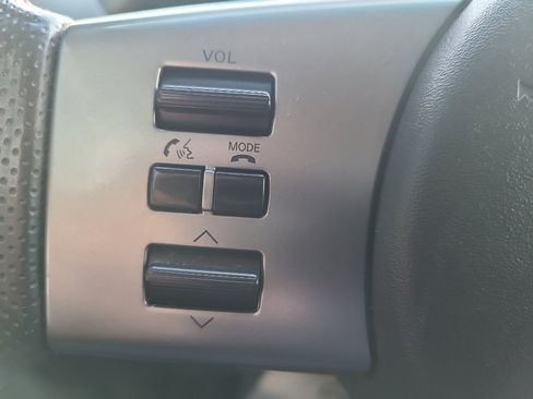 Used 2011 Nissan Xterra PRO-4X w/ Pro-4x Leather Pkg image 19