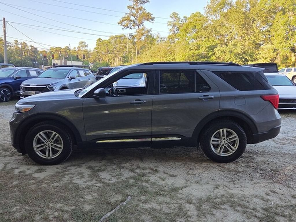 Used 2022 Ford Explorer XLT RWD image 5