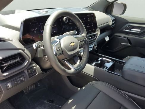 New 2026 Chevrolet Silverado EV LT w/ Plus Package AWD/4WD image 18