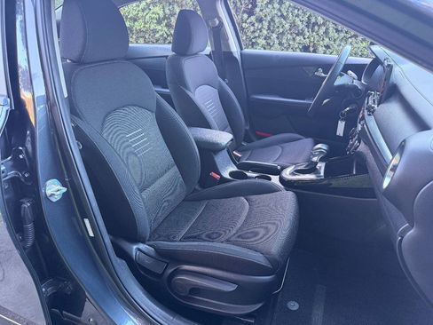 Used 2019 Kia Forte S FWD image 25